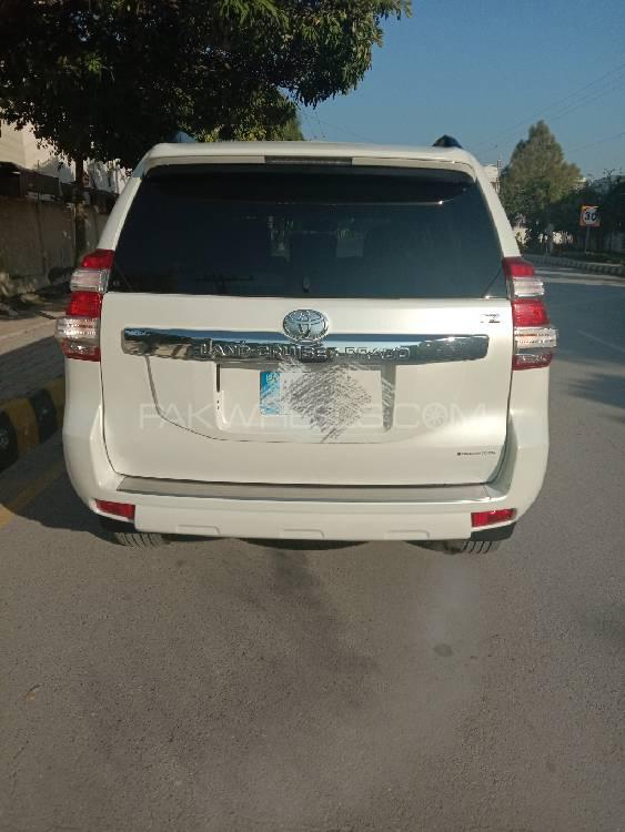 Toyota Prado 2014 for Sale in Islamabad Toyota Prado 2014 for Sale in Islamabad Image-2