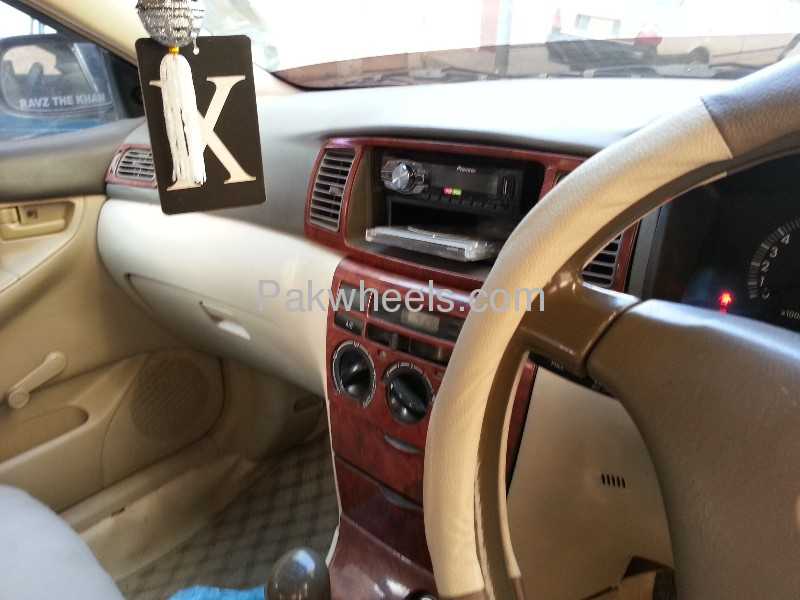 Toyota Corolla 2004 for Sale in Karachi Image-1