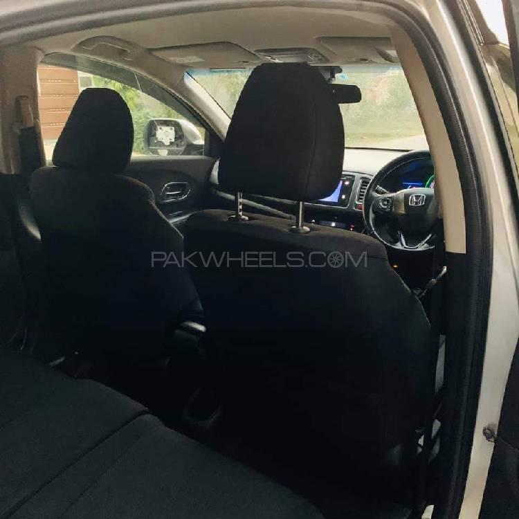 Honda Vezel 2014 for Sale in Lahore Honda Vezel 2014 for Sale in Lahore Image-8