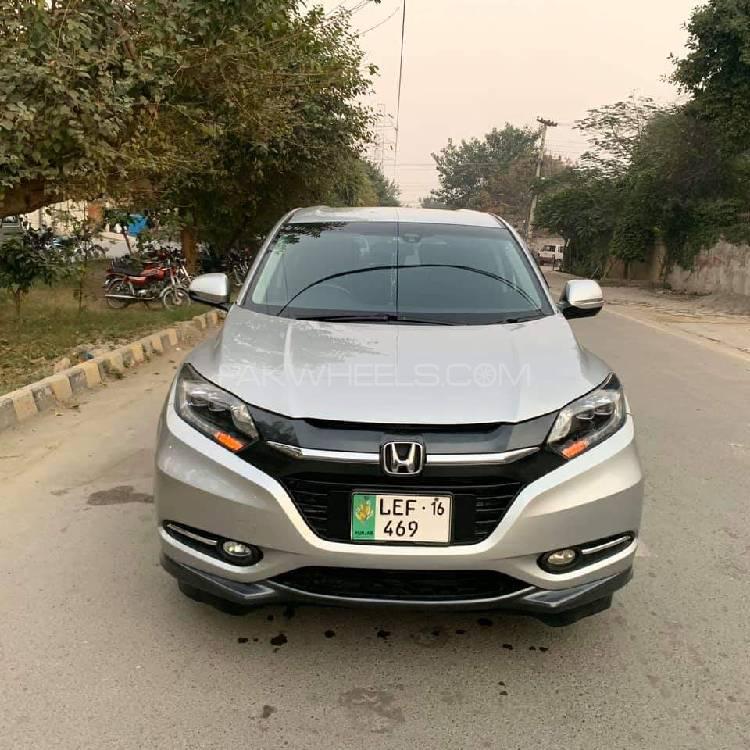 Honda Vezel 2014 for Sale in Lahore Honda Vezel 2014 for Sale in Lahore Image-13