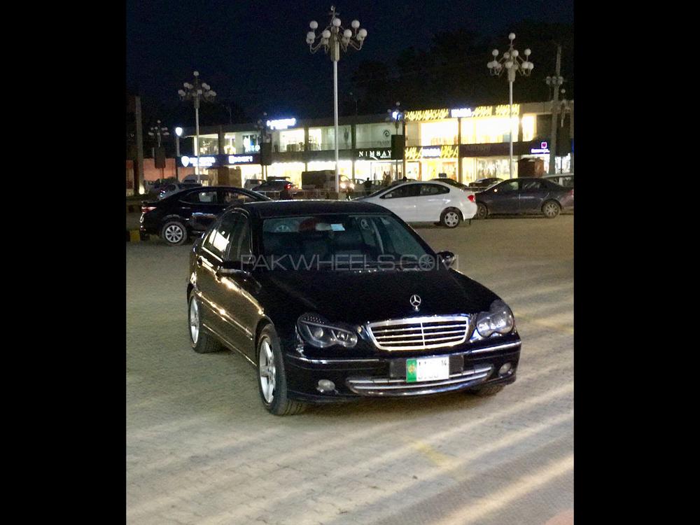Mercedes Benz C Class 2006 for Sale in Sialkot Image-1