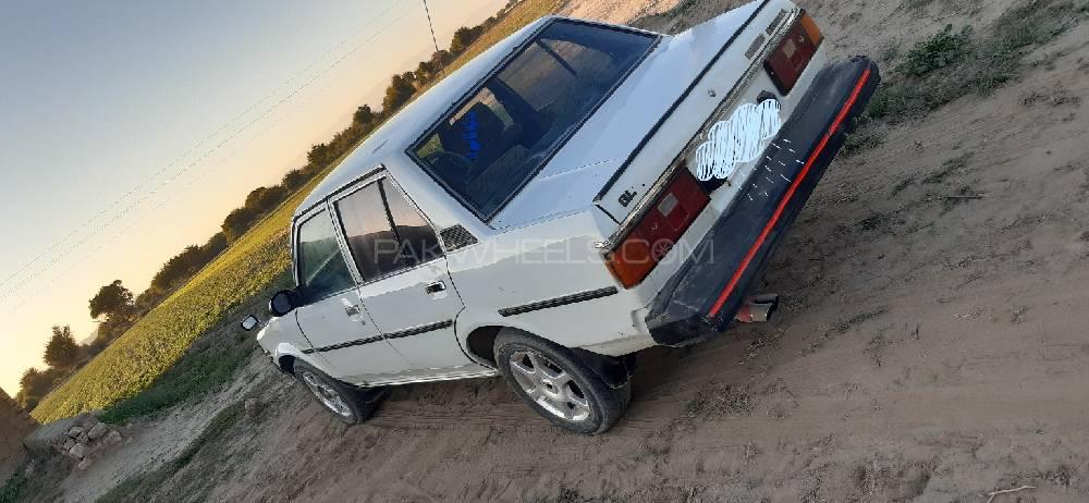 ٹویوٹا کرولا 1982 for Sale in ڈیرہ اسماعیل خان ٹویوٹا کرولا 1982 for Sale in ڈیرہ اسماعیل خان Image-4