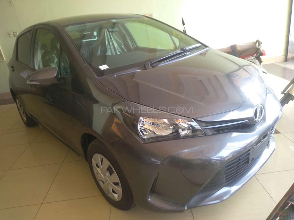 Toyota Vitz 2015 for Sale in Multan Toyota Vitz 2015 for Sale in Multan Image-2