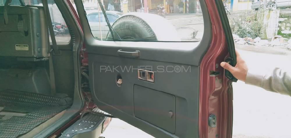 Mitsubishi Shogun 1997 for Sale in Muzaffarabad Mitsubishi Shogun 1997 for Sale in Muzaffarabad Image-12