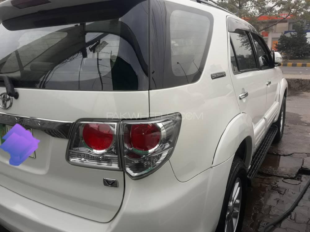 Toyota Fortuner 2015 for Sale in Lahore Toyota Fortuner 2015 for Sale in Lahore Image-3
