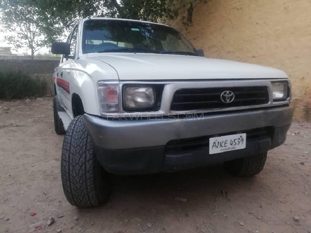 Toyota Hilux 2000 for Sale in Rawalpindi Toyota Hilux 2000 for Sale in Rawalpindi Image-5