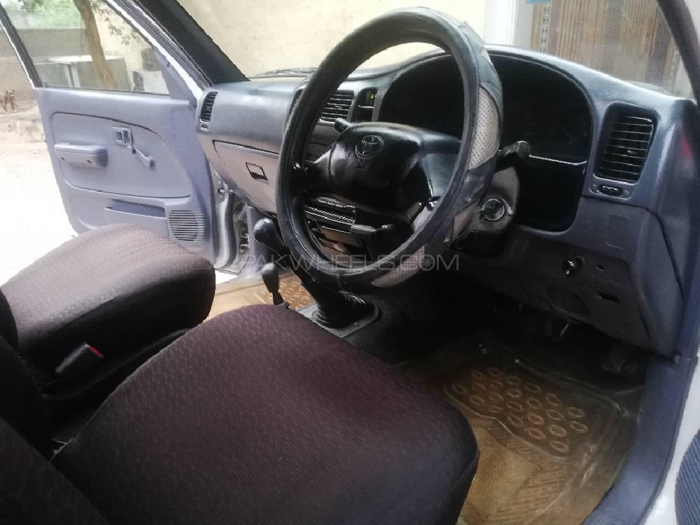 Toyota Hilux 2000 for Sale in Rawalpindi Toyota Hilux 2000 for Sale in Rawalpindi Image-10