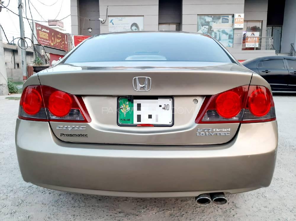 Honda Civic 2010 for Sale in Sargodha Honda Civic 2010 for Sale in Sargodha Image-5