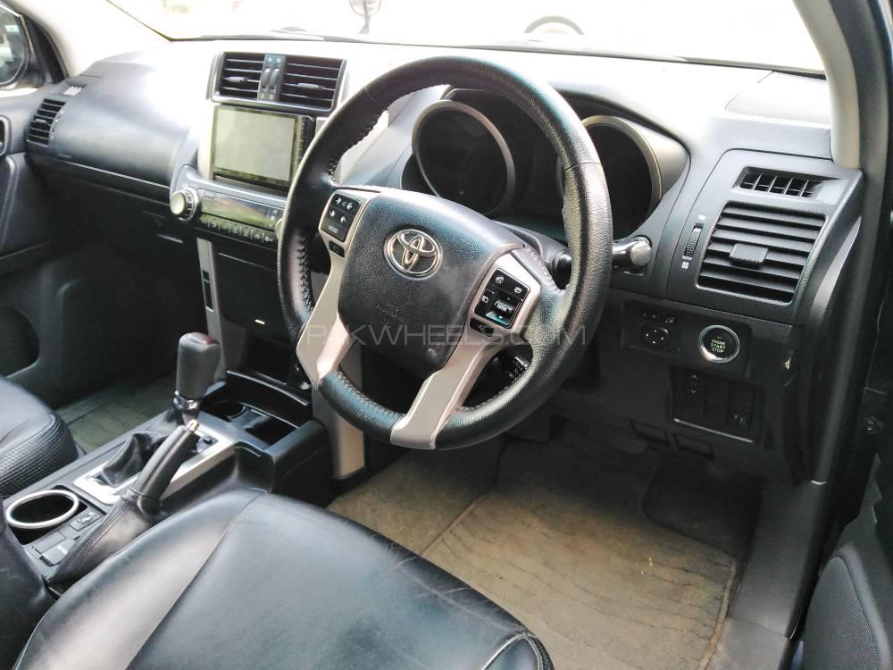 Toyota Prado 2011 for Sale in Karachi Toyota Prado 2011 for Sale in Karachi Image-4