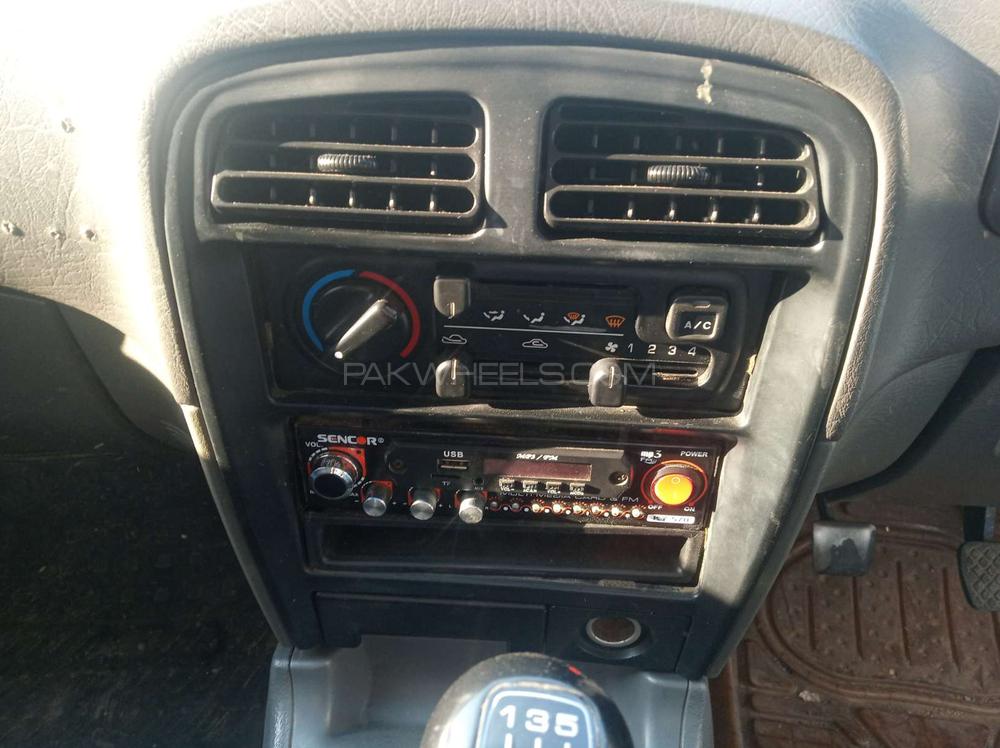 KIA Sportage 2003 for Sale in Karachi KIA Sportage 2003 for Sale in Karachi Image-4