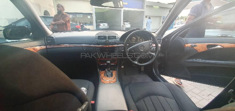 مرسڈیز بینز ای کلاس 2007 for Sale in پشاور مرسڈیز بینز ای کلاس 2007 for Sale in پشاور Image-8
