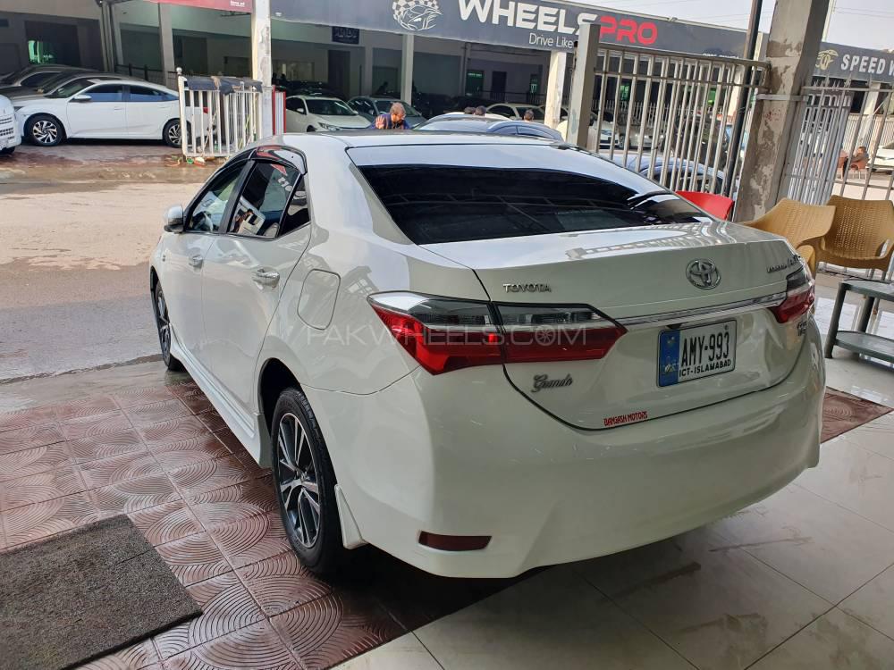 Toyota Corolla 2019 for Sale in Peshawar Toyota Corolla 2019 for Sale in Peshawar Image-3
