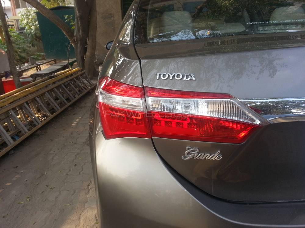 Toyota Corolla 2015 for Sale in Sargodha Toyota Corolla 2015 for Sale in Sargodha Image-2