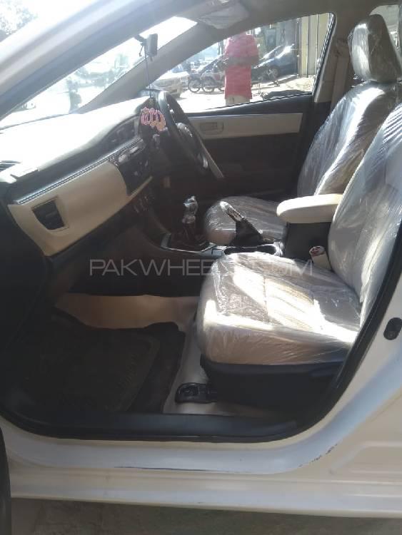 Toyota Corolla 2015 for Sale in Karachi Toyota Corolla 2015 for Sale in Karachi Image-13