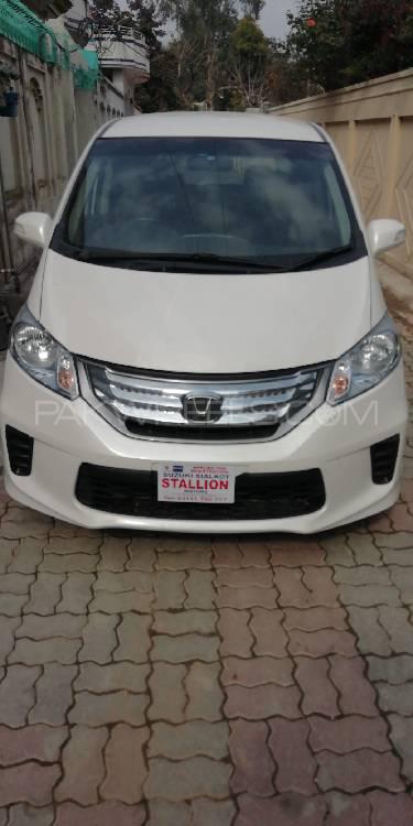 Honda Freed 2015 for Sale in Sialkot Image-1
