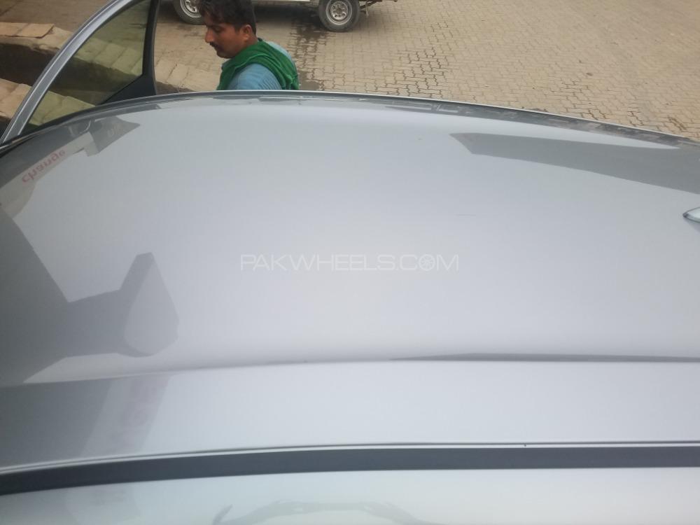 Honda Vezel 2014 for Sale in Sialkot Honda Vezel 2014 for Sale in Sialkot Image-3