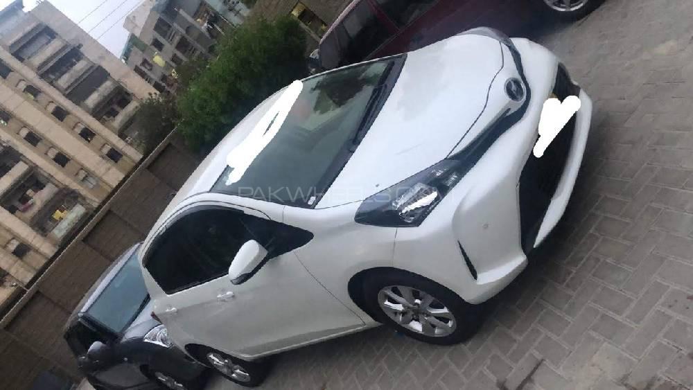 Toyota Vitz 2015 for Sale in Lahore Toyota Vitz 2015 for Sale in Lahore Image-2