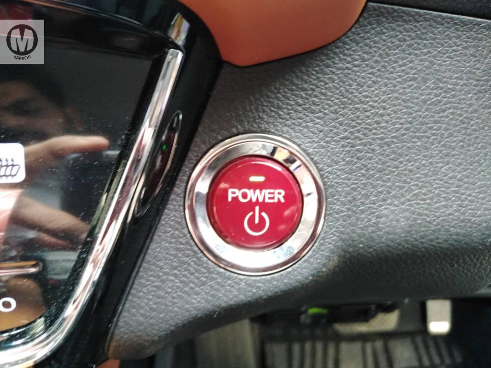 Honda Vezel 2014 for Sale in Karachi Honda Vezel 2014 for Sale in Karachi Image-9