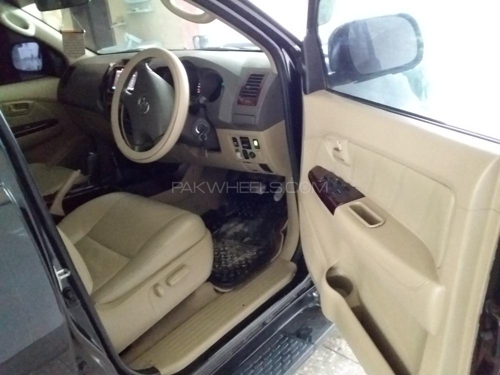 ٹویوٹا ہائیلکس 2011 for Sale in پشاور ٹویوٹا ہائیلکس 2011 for Sale in پشاور Image-5