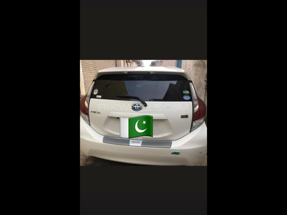 Toyota Aqua 2015 for Sale in Rahim Yar Khan Toyota Aqua 2015 for Sale in Rahim Yar Khan Image-2
