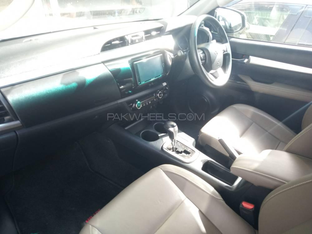 Toyota Hilux 2017 for Sale in Karachi Toyota Hilux 2017 for Sale in Karachi Image-2