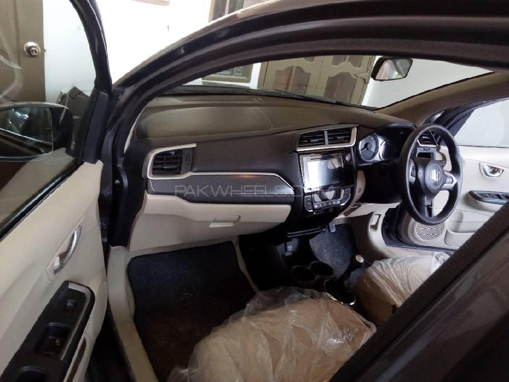 Honda BR-V 2018 for Sale in Islamabad Honda BR-V 2018 for Sale in Islamabad Image-5