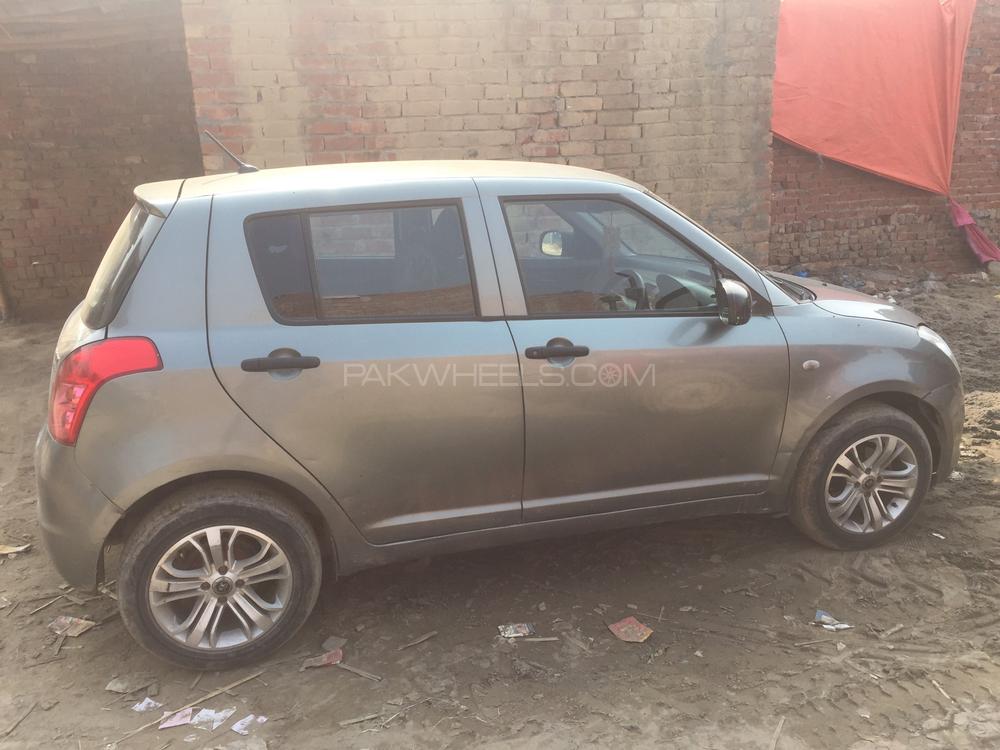 سوزوکی سوئفٹ 2013 for Sale in لاہور سوزوکی سوئفٹ 2013 for Sale in لاہور Image-9