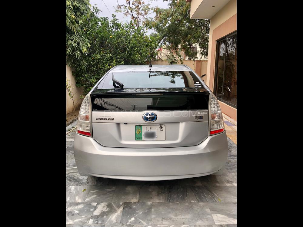 ٹویوٹا پریوس 2011 for Sale in لاہور ٹویوٹا پریوس 2011 for Sale in لاہور Image-9