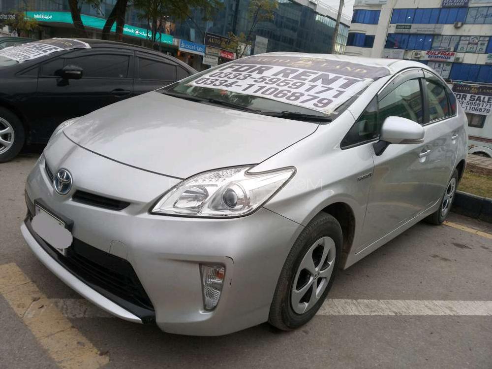 Toyota prius l