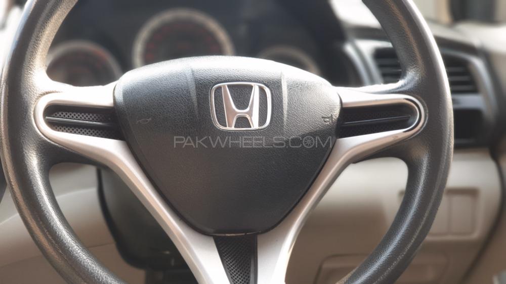 Honda City 2013 for Sale in Lahore Honda City 2013 for Sale in Lahore Image-4