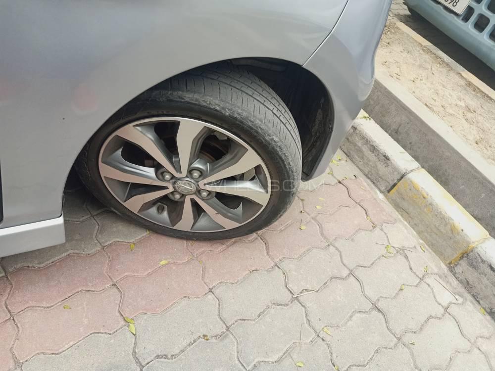 Nissan Dayz Highway Star 2014 for Sale in Lahore Nissan Dayz Highway Star 2014 for Sale in Lahore Image-11