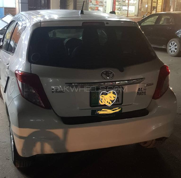 Toyota Vitz 2013 for Sale in Sargodha Toyota Vitz 2013 for Sale in Sargodha Image-4