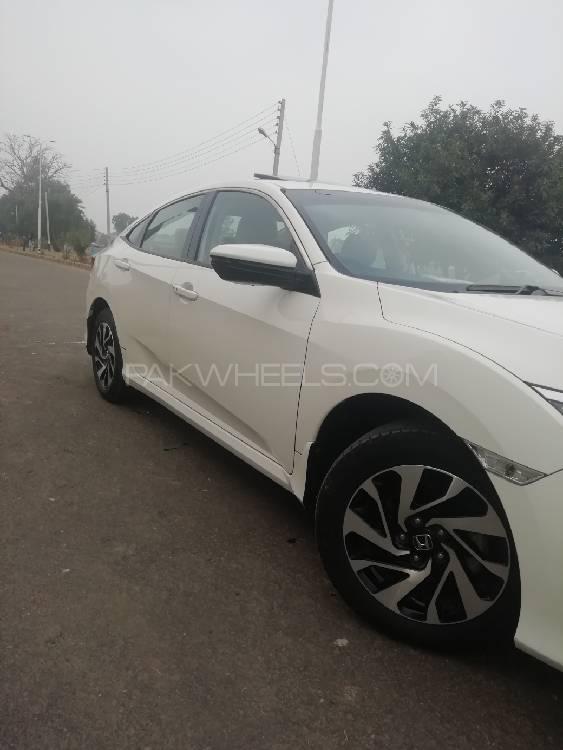 ہونڈا سوک 2017 for Sale in اوکاڑہ ہونڈا سوک 2017 for Sale in اوکاڑہ Image-2