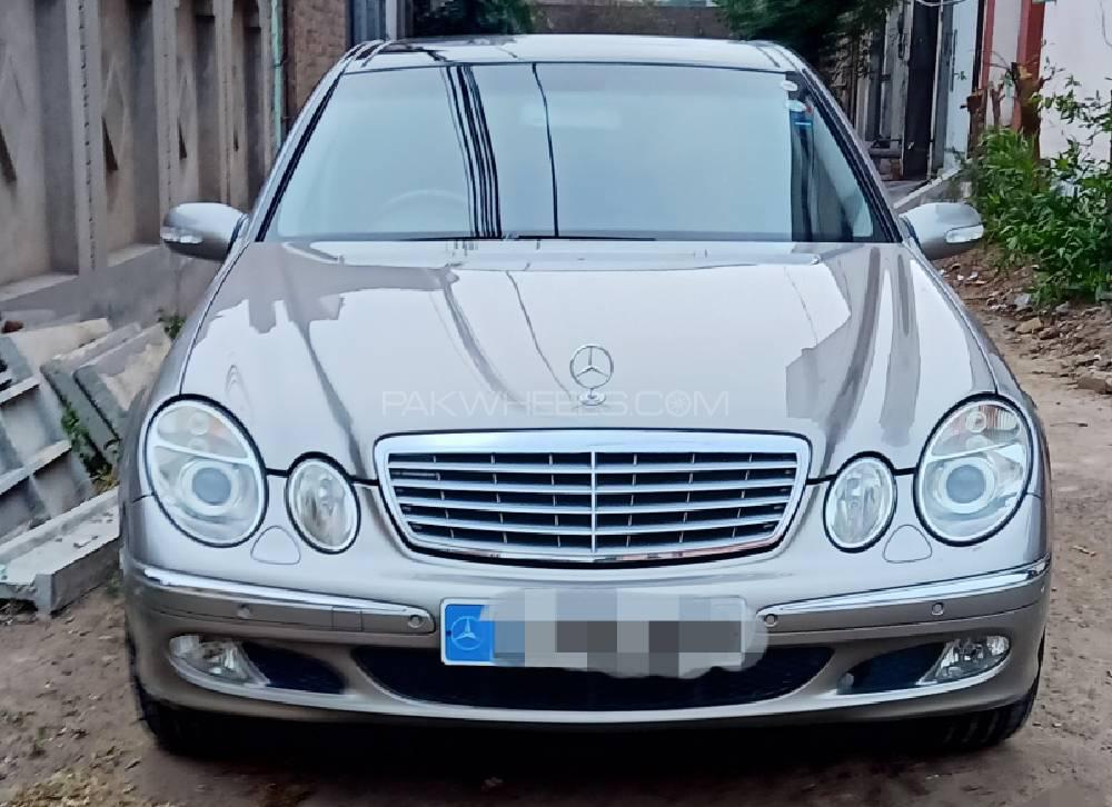 Mercedes Benz E Class 2003 for Sale in Faisalabad Image-1