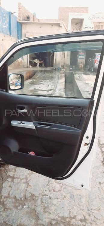 Suzuki Wagon R 2017 for Sale in Rajanpur Suzuki Wagon R 2017 for Sale in Rajanpur Image-18