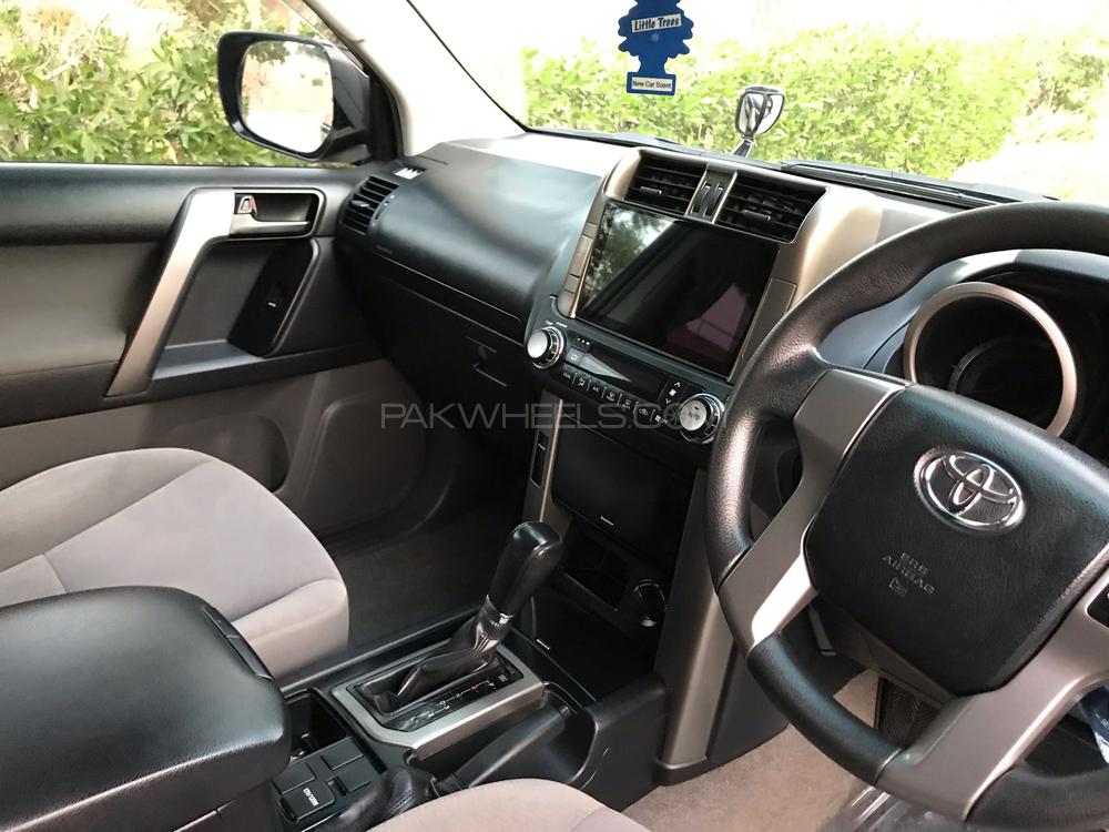 Toyota Prado 2010 for Sale in Karachi Toyota Prado 2010 for Sale in Karachi Image-12