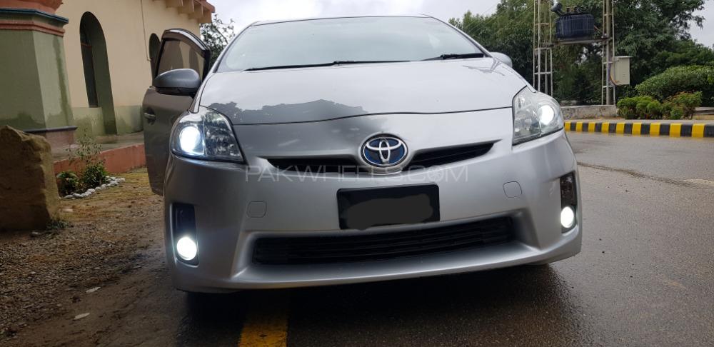 Toyota Prius 2011 for Sale in Mangla Image-1
