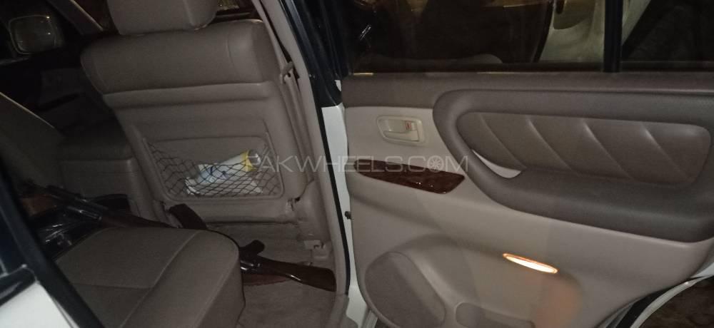 Toyota Land Cruiser 1998 for Sale in Rajanpur Toyota Land Cruiser 1998 for Sale in Rajanpur Image-3