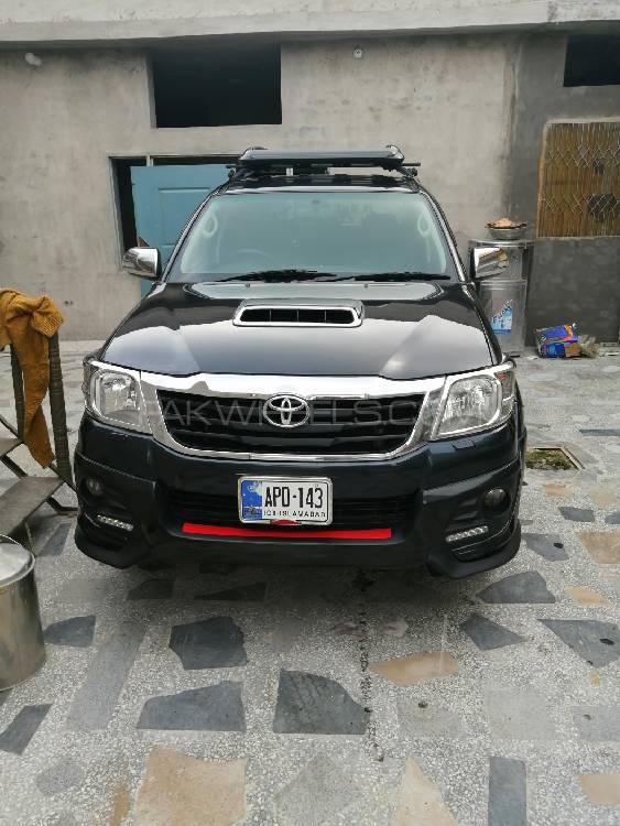 Toyota Hilux 2014 for Sale in Jhelum Image-1