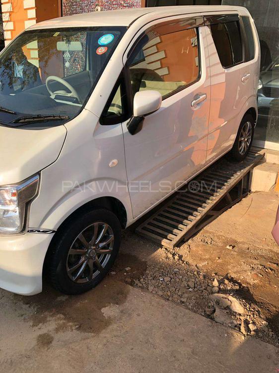 سوزوکی ویگن آر 2017 for Sale in راولپنڈی سوزوکی ویگن آر 2017 for Sale in راولپنڈی Image-2