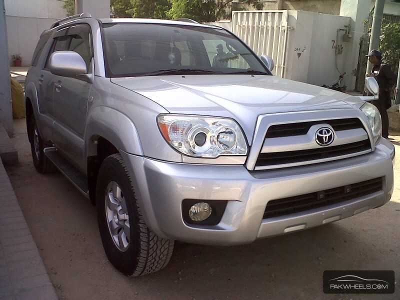 Toyota Surf 2007 for Sale in Karachi Image-1