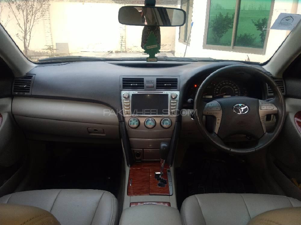 Toyota Camry 2008 for Sale in Mardan Image-1