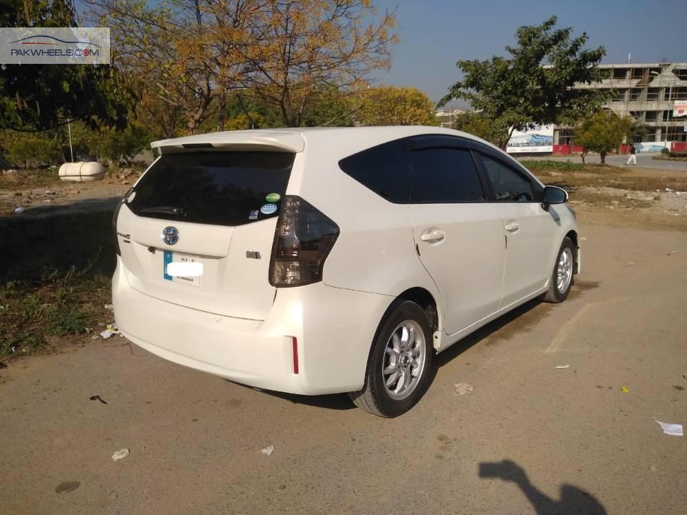 Toyota Prius 2014 for Sale in Islamabad Toyota Prius 2014 for Sale in Islamabad Image-5