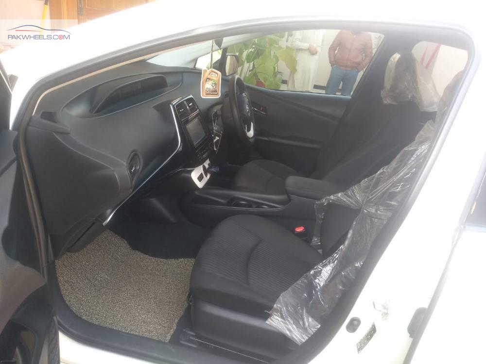 Toyota Prius 2015 for Sale in Islamabad Toyota Prius 2015 for Sale in Islamabad Image-16