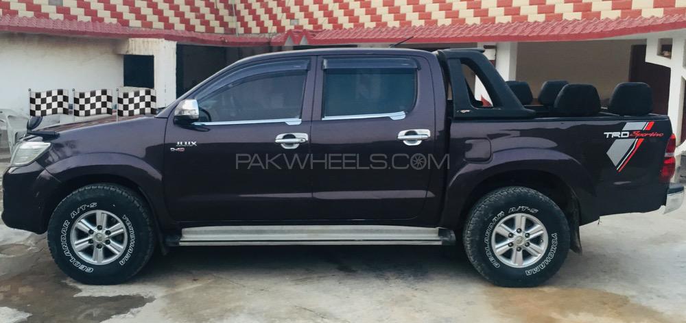 Toyota Hilux 2012 for Sale in Mian Wali Toyota Hilux 2012 for Sale in Mian Wali Image-4