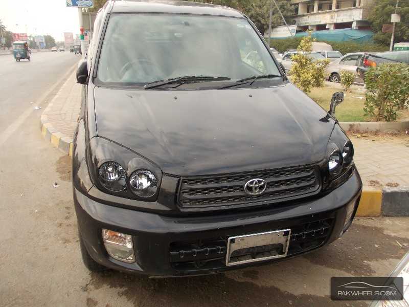 Toyota Rav4 2002 for Sale in Karachi Image-1