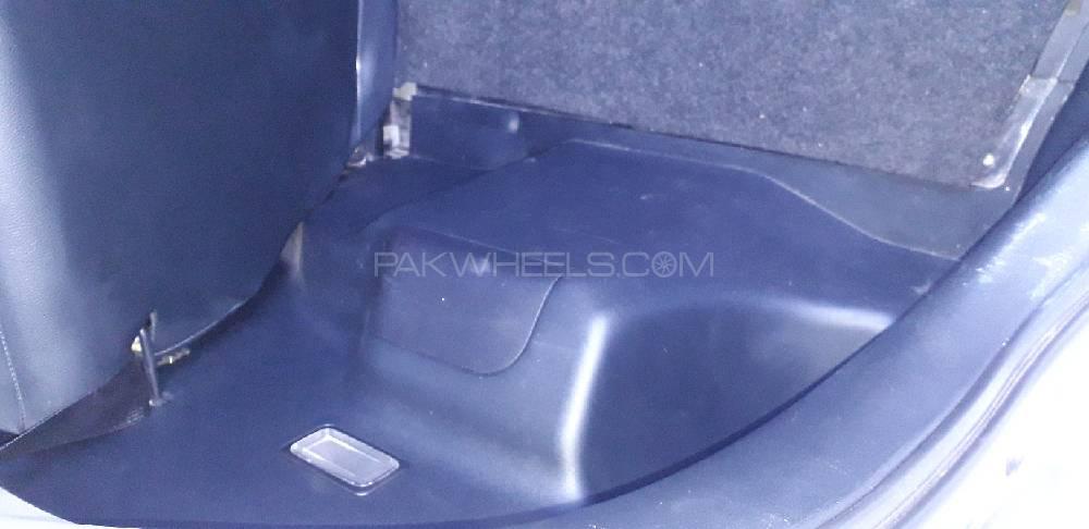 ٹویوٹا اکوا 2015 for Sale in پشاور ٹویوٹا اکوا 2015 for Sale in پشاور Image-10