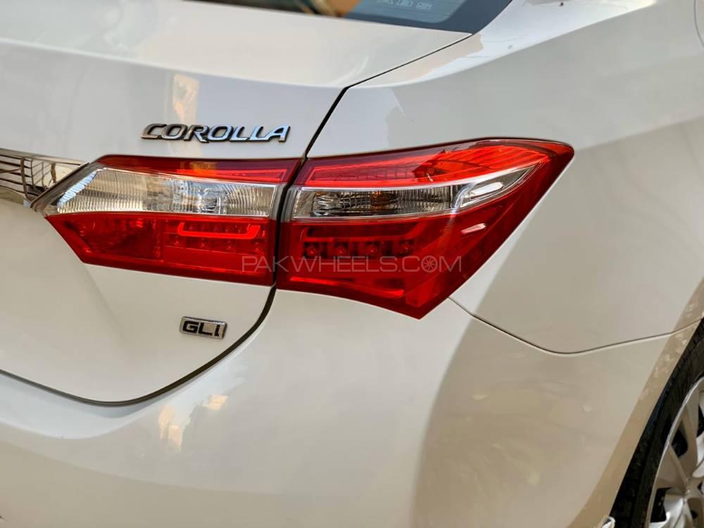 Toyota Corolla 2017 for Sale in Karachi Toyota Corolla 2017 for Sale in Karachi Image-9
