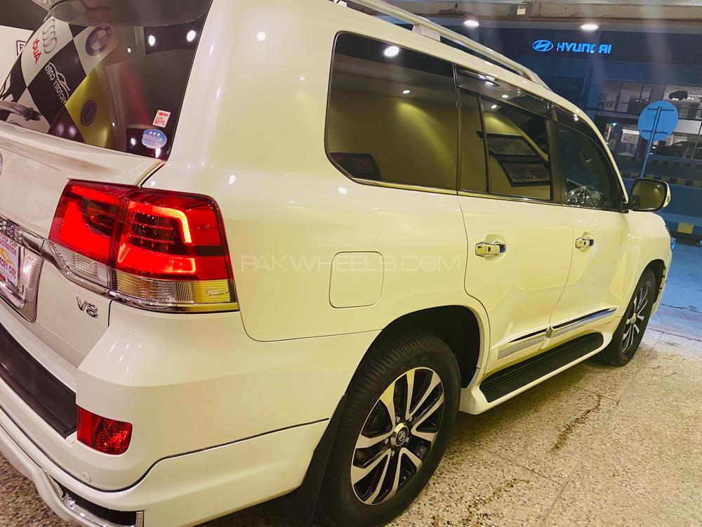 Toyota Land Cruiser 2012 for Sale in Lahore Toyota Land Cruiser 2012 for Sale in Lahore Image-5