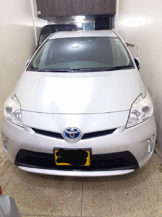 Toyota Prius 2013 for Sale in Karachi Image-1